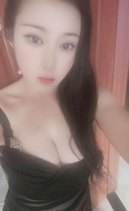 大奶妹可儿