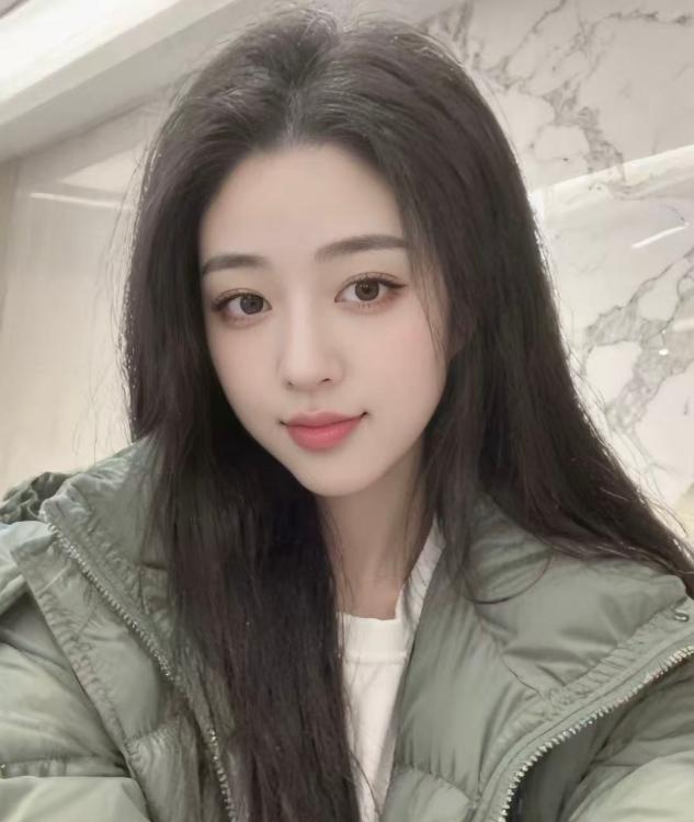 丰满兼职梓琪很有料