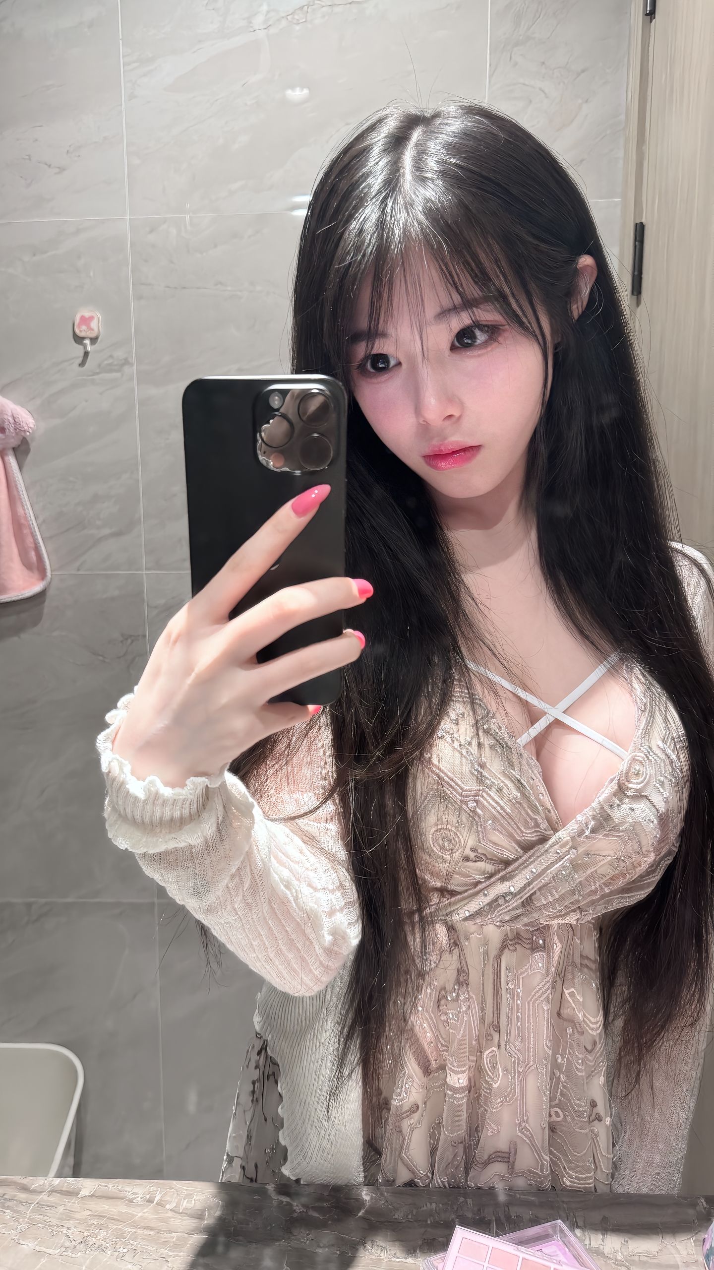 正点大胸妹菲菲